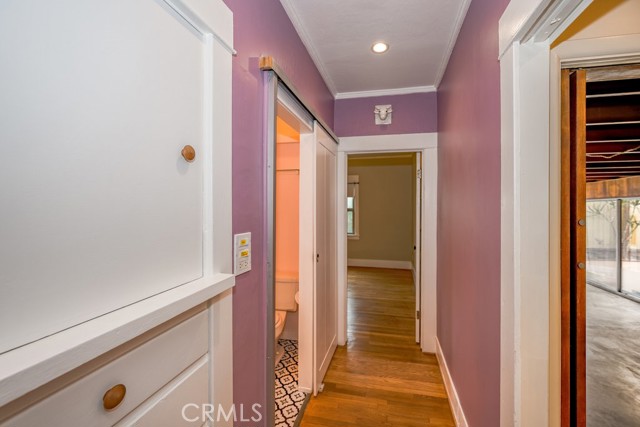 Detail Gallery Image 4 of 28 For 1243 Yosemite Dr, Los Angeles,  CA 90041 - 2 Beds | 1 Baths