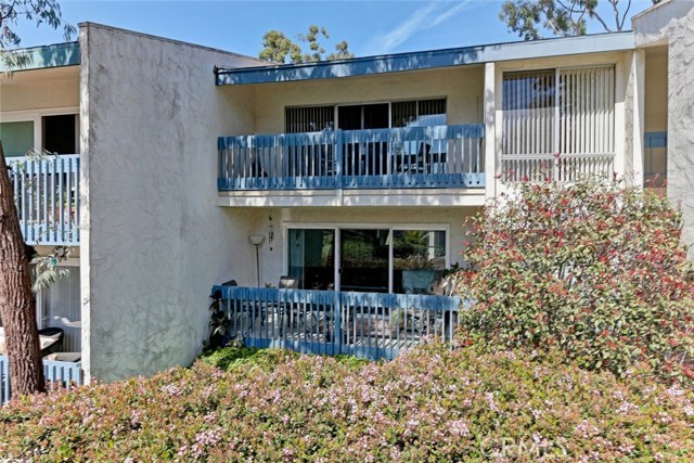 615 Prospect Avenue, Redondo Beach, California 90277, 2 Bedrooms Bedrooms, ,1 BathroomBathrooms,Residential,Sold,Prospect,SB17053340