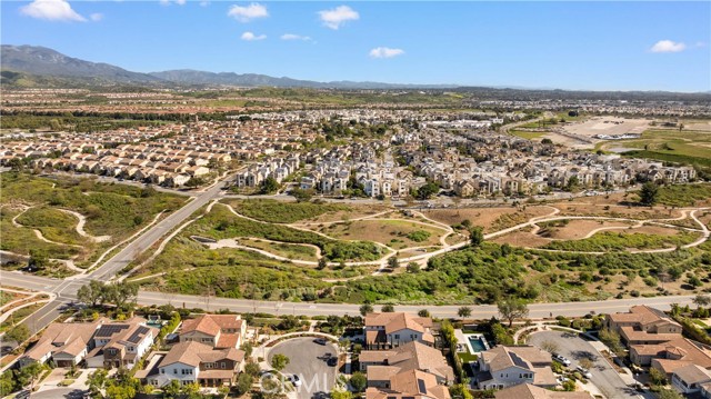 Detail Gallery Image 60 of 67 For 102 Derailer, Irvine,  CA 92618 - 4 Beds | 4/1 Baths