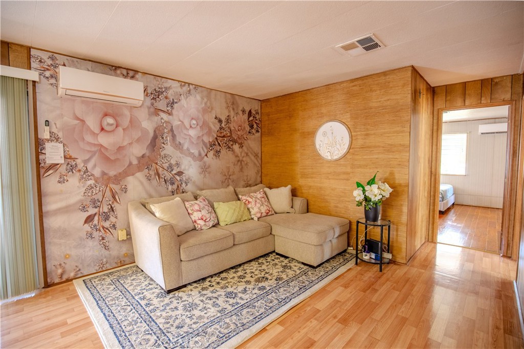 MLS #OC26124789 image #7