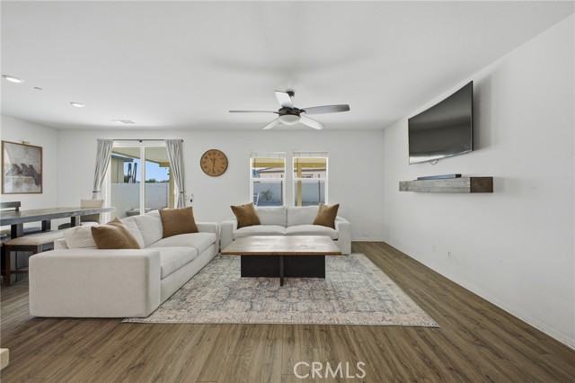 Image 23 of 75 For 26459 Wreath Court