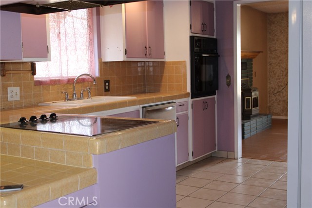 Detail Gallery Image 8 of 28 For 2832 Audrey Ave, Lake Isabella,  CA 93240 - 2 Beds | 2 Baths