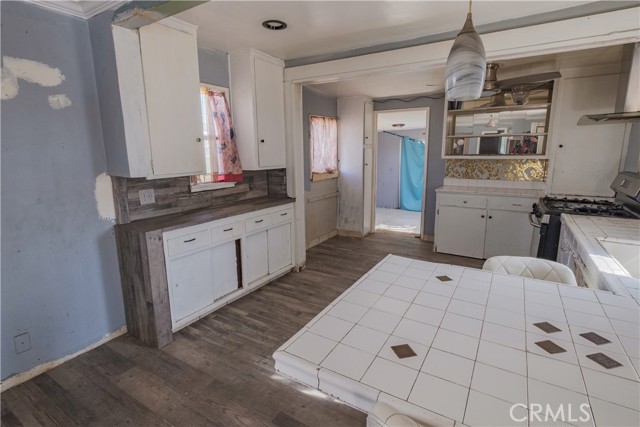 Detail Gallery Image 13 of 27 For 4660 Paramount Blvd, Pico Rivera,  CA 90660 - 2 Beds | 1 Baths