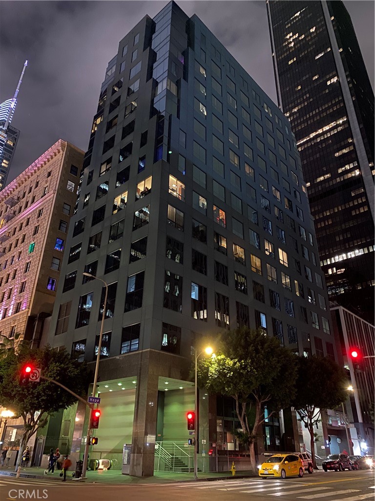 655 S Hope Street 1102, Los Angeles, CA 90017