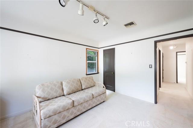 22226 Devonshire Street, Chatsworth CA: https://media.crmls.org/medias/5fecbe93-5d70-43dd-991c-1c3b3f03f8ad.jpg