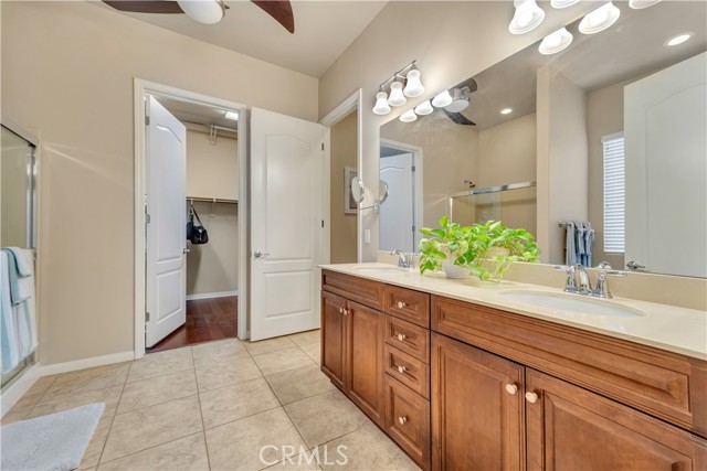 Detail Gallery Image 16 of 36 For 14006 Sandstone Peak, Bakersfield,  CA 93306 - 2 Beds | 2 Baths