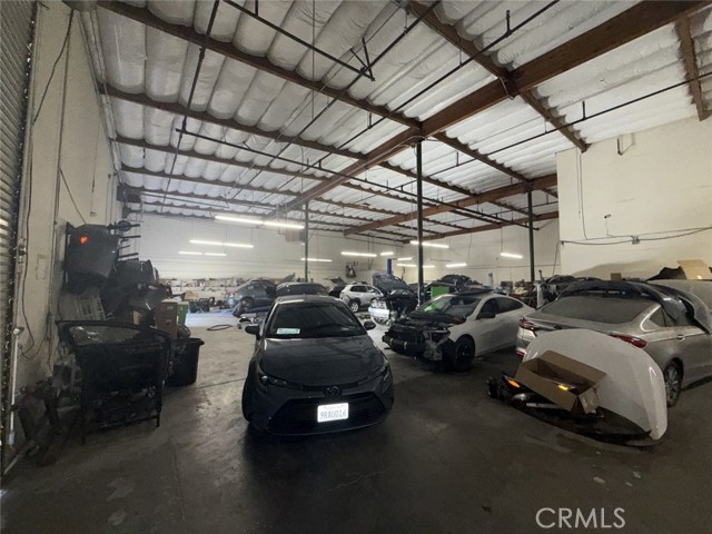 2439 Arden, Sacramento CA: https://media.crmls.org/medias/5fef4ab8-4da1-44b3-847a-6e6c14353641.jpg