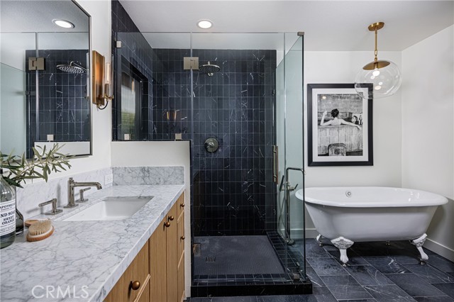 Detail Gallery Image 17 of 31 For 3620 Catamaran, Corona Del Mar,  CA 92625 - 4 Beds | 2/1 Baths