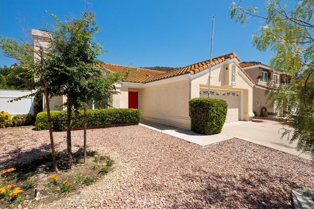 Detail Gallery Image 2 of 33 For 36364 Provence Dr, Murrieta,  CA 92562 - 3 Beds | 2 Baths