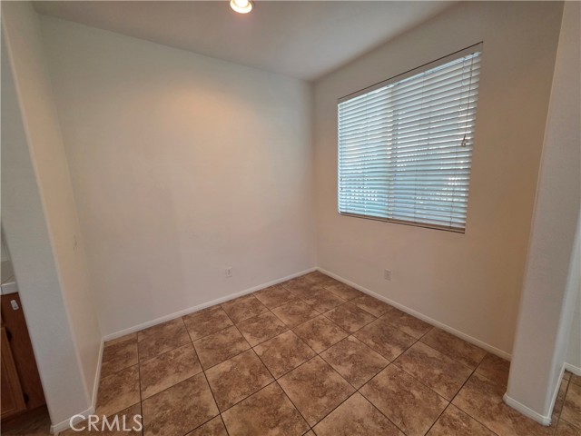 Detail Gallery Image 8 of 25 For 2035 E Harvard Privado, Ontario,  CA 91764 - 3 Beds | 2/1 Baths