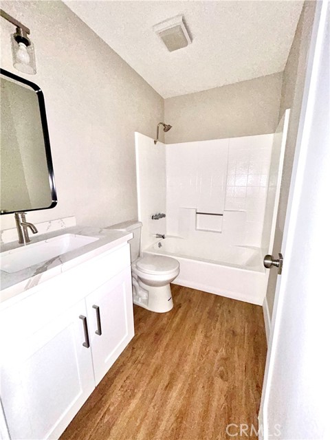 6698 Mesquite Drive, 29 Palms CA: https://media.crmls.org/medias/5ff0f683-b729-405f-adcd-4093a0452ac9.jpg