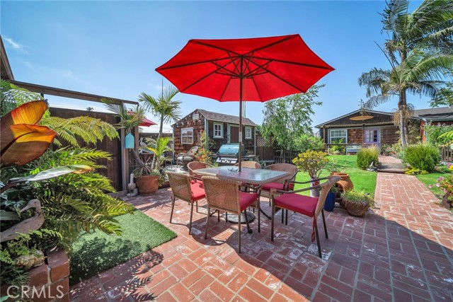 1907 Gates Avenue, Redondo Beach, California 90278, 2 Bedrooms Bedrooms, ,2 BathroomsBathrooms,Residential,Sold,Gates,PV21127112