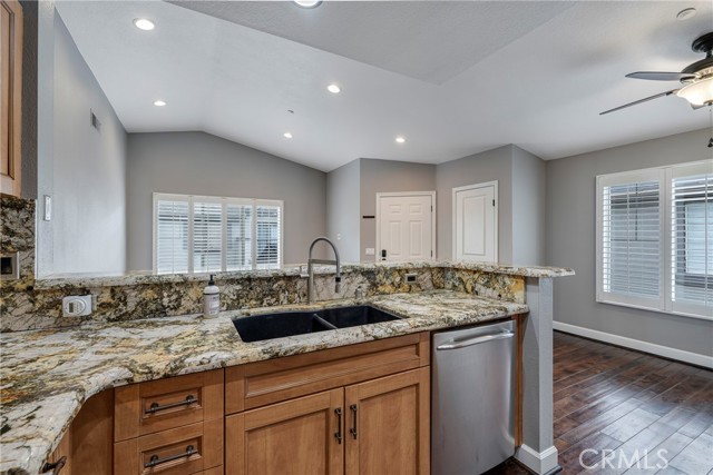 3435 Salisbury Circle, Orange CA: https://media.crmls.org/medias/5ff0fcd8-ca92-4b43-82ea-26f68d50653d.jpg