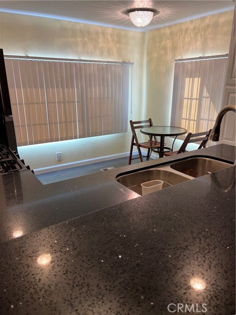Detail Gallery Image 3 of 17 For 1502 E Carson St #26,  Carson,  CA 90745 - 1 Beds | 1 Baths