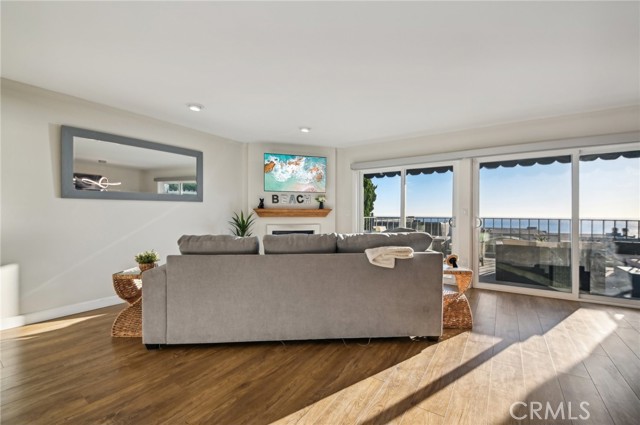 Detail Gallery Image 10 of 75 For 25912 Vista Dr, Dana Point,  CA 92624 - 3 Beds | 2/1 Baths