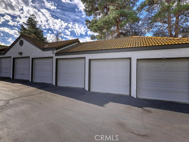 Detail Gallery Image 28 of 39 For 13133 Le Parc #712,  Chino Hills,  CA 91709 - 2 Beds | 2 Baths