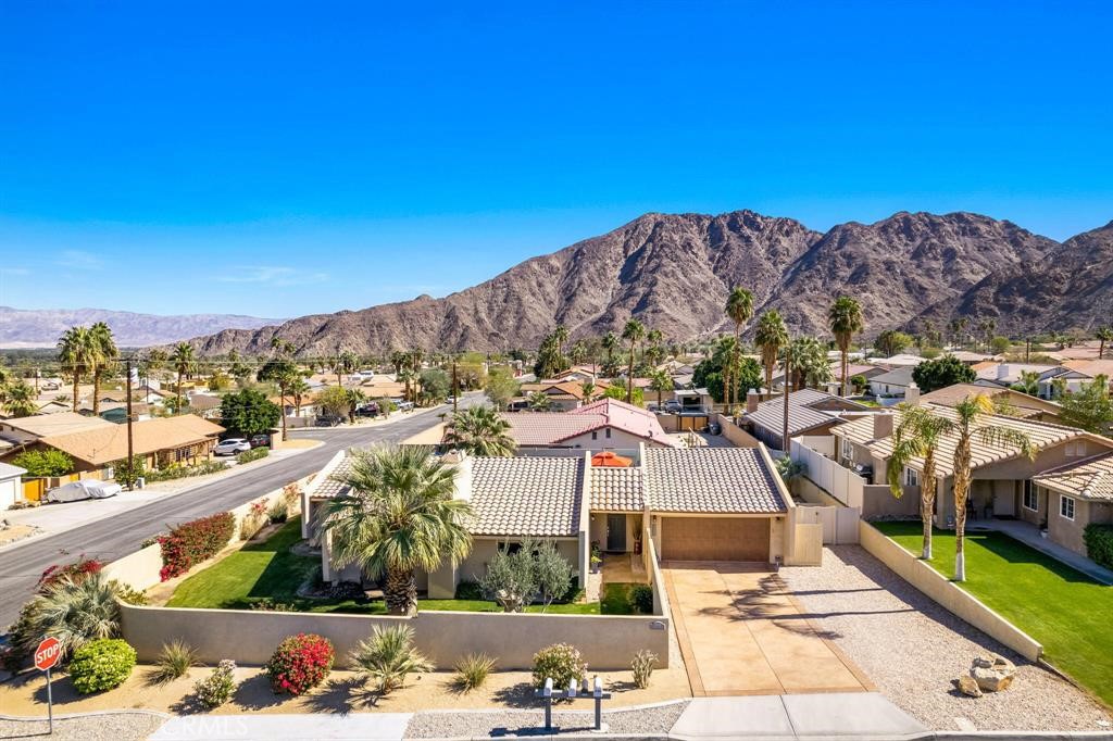 53520 Avenida Ramirez
