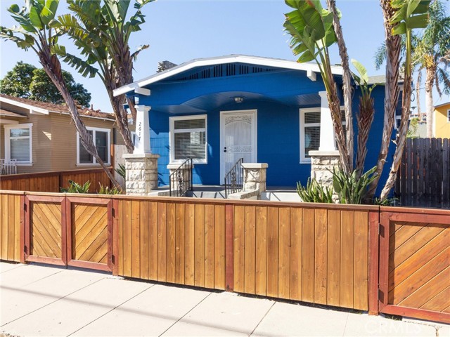 Detail Gallery Image 1 of 19 For 2617 S Pacific Ave #B,  San Pedro,  CA 90731 - 1 Beds | 1 Baths