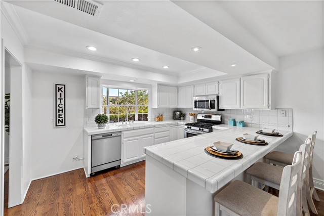 Detail Gallery Image 18 of 39 For 2768 Hillview Dr #17,  Newport Beach,  CA 92660 - 3 Beds | 2/1 Baths