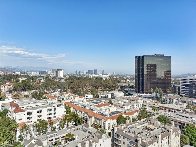 Detail Gallery Image 61 of 64 For 11500 San Vicente Bld #214,  Los Angeles,  CA 90049 - 2 Beds | 3 Baths