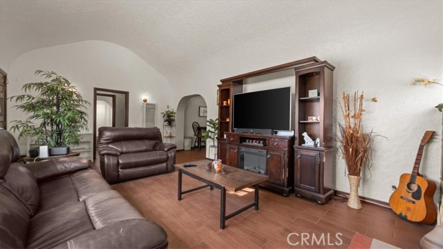 Detail Gallery Image 9 of 34 For 750 Palm Ave, Beaumont,  CA 92223 - 2 Beds | 1 Baths