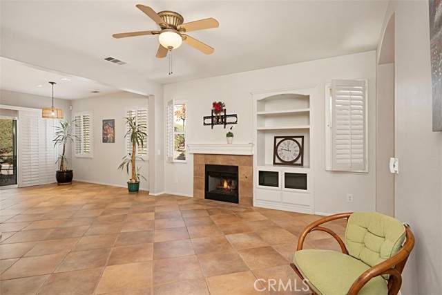 Detail Gallery Image 10 of 51 For 28514 Oasis View Cir, Menifee,  CA 92584 - 2 Beds | 2 Baths