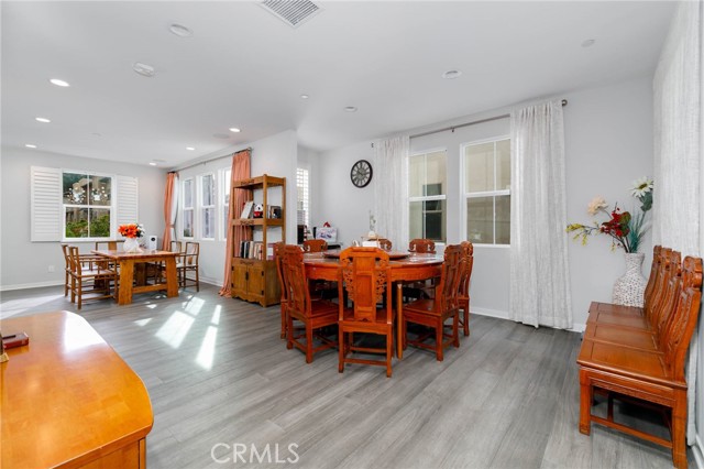 Detail Gallery Image 12 of 22 For 5 Hideaway, Mission Viejo,  CA 92692 - 4 Beds | 3/1 Baths