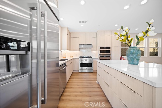 576 Patten Avenue, Placentia CA: https://media.crmls.org/medias/5ff4769f-3878-41e3-a879-a59b5ee3e379.jpg