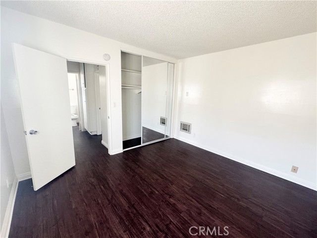 Detail Gallery Image 7 of 17 For 3649 Emerald St #124,  Torrance,  CA 90503 - 1 Beds | 1 Baths