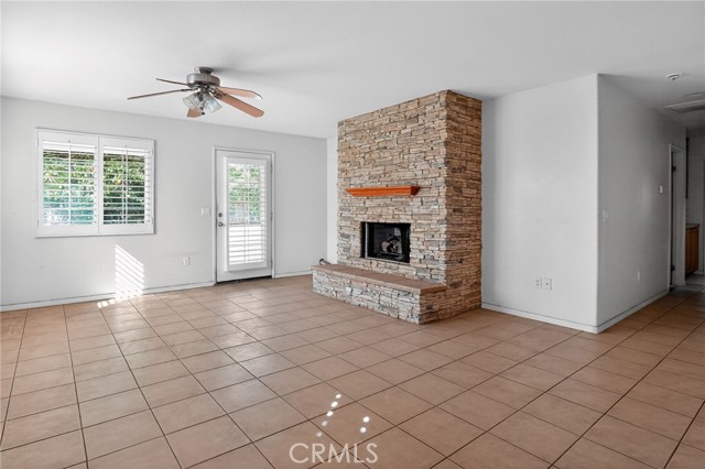 Detail Gallery Image 11 of 33 For 3924 Modesto, San Bernardino,  CA 92404 - 3 Beds | 2 Baths