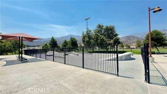 24939 Coral Canyon Road, Corona CA: https://media.crmls.org/medias/5ff4cea3-32e4-4799-94e8-5c2a8cf4844a.jpg