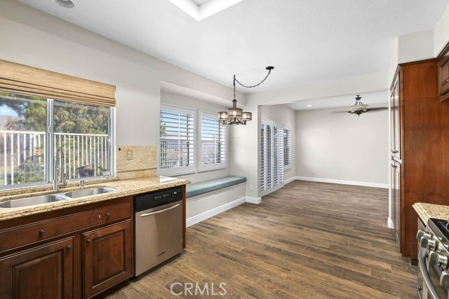 23950 Nicole Way, Yorba Linda CA: https://media.crmls.org/medias/5ff4dc4a-94eb-4bfc-b311-97a72161902a.jpg