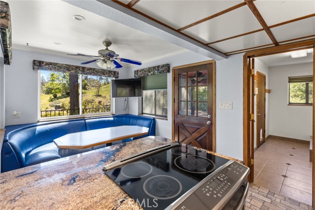 3 Town Hill Way, Berry Creek CA: https://media.crmls.org/medias/5ff4dda7-8f0c-4353-a64e-83f23a564b32.jpg