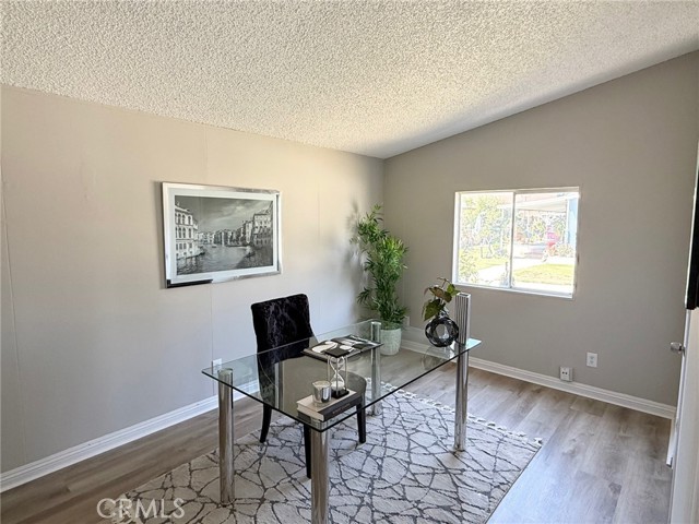 Detail Gallery Image 14 of 26 For 5800 Hamner Ave #471,  Corona,  CA 91752 - 3 Beds | 2 Baths