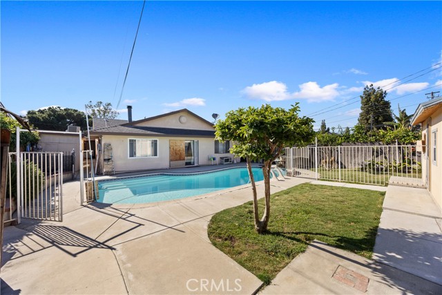 1118 Kwis Avenue, Hacienda Heights CA: https://media.crmls.org/medias/5ff596a6-43b0-44ec-9a4f-25f9a81b7f5f.jpg