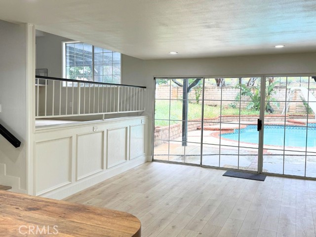 20591 Celtic Street, Chatsworth CA: https://media.crmls.org/medias/5ff60f2a-9b6d-4964-828f-7ae2347c203d.jpg