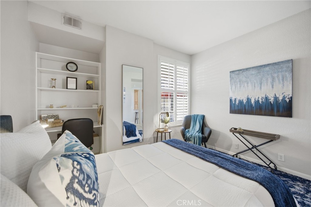 MLS #OC25256056 image #18