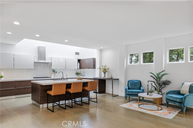 2310 Laurel Bluff, Manhattan Beach, California 90266, 4 Bedrooms Bedrooms, ,3 BathroomsBathrooms,Residential,Sold,Laurel Bluff,SB22159511