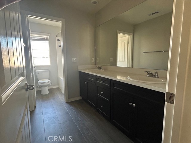 Detail Gallery Image 12 of 40 For 3195 E Olympic, Ontario,  CA 91762 - 3 Beds | 2/1 Baths