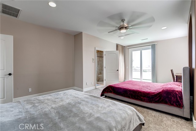 213 Baltimore Avenue, Huntington Beach CA: https://media.crmls.org/medias/5ff81358-86ef-4e5c-809f-32ac6e7f573f.jpg
