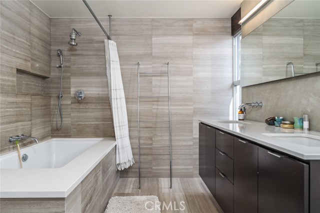 Detail Gallery Image 22 of 68 For 1933 Whittier Ave, Costa Mesa,  CA 92627 - 4 Beds | 2 Baths
