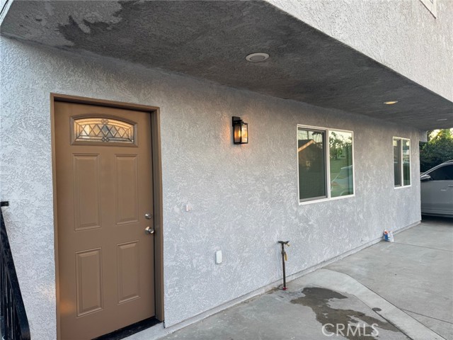 Detail Gallery Image 2 of 12 For 11624 208th, Lakewood,  CA 90715 - 3 Beds | 2 Baths