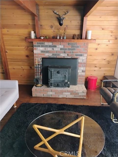 43095 Monterey Street, Big Bear CA: https://media.crmls.org/medias/5ff911a5-9ce8-4d48-89fe-a716924032ac.jpg