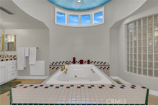 Detail Gallery Image 47 of 75 For 1005 Ginsberg Ct, Riverside,  CA 92506 - 4 Beds | 4/2 Baths