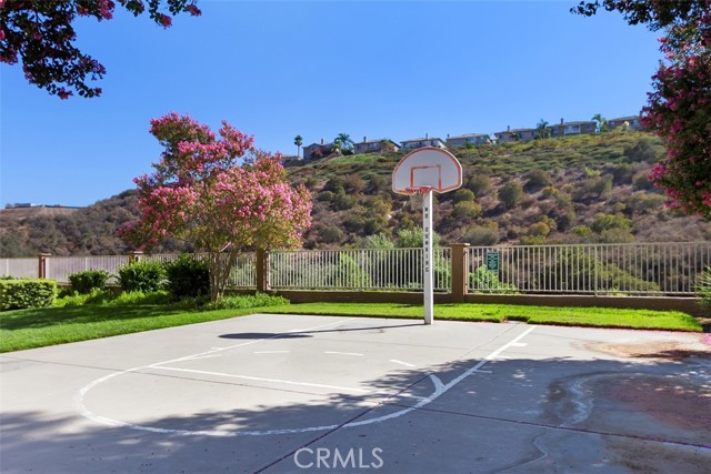 2400 San Gabriel Way, Corona CA: https://media.crmls.org/medias/5ffa5963-cdc8-4def-8ab1-abeb5c669618.jpg