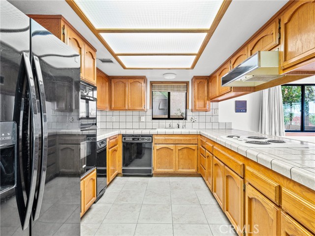 Detail Gallery Image 21 of 45 For 14053 Driftwood Dr, Victorville,  CA 92395 - 3 Beds | 2/1 Baths