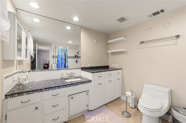 Detail Gallery Image 16 of 34 For 431 W Highland Ave, Redlands,  CA 92373 - 3 Beds | 2/1 Baths