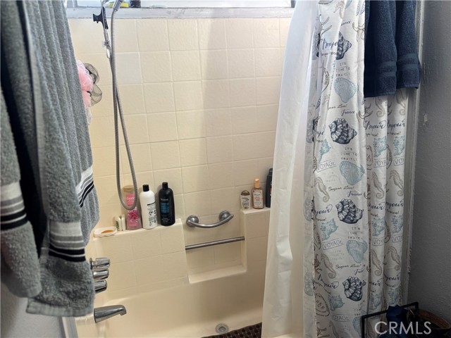 Detail Gallery Image 8 of 18 For 8723 Artesia Bld #47,  Bellflower,  CA 90706 - 2 Beds | 2 Baths