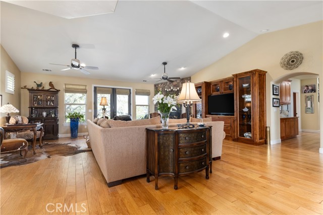 Detail Gallery Image 13 of 75 For 3645 Delaney Pl, Paso Robles,  CA 93446 - 4 Beds | 2 Baths