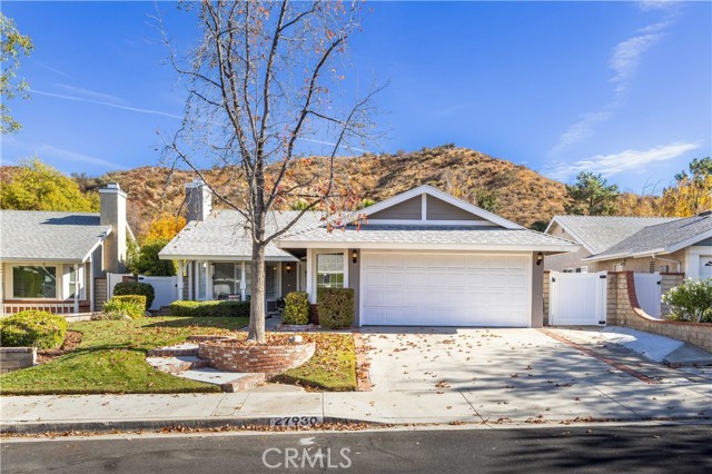 Detail Gallery Image 1 of 19 For 27930 Carnegie Ave, Saugus,  CA 91350 - 3 Beds | 2 Baths